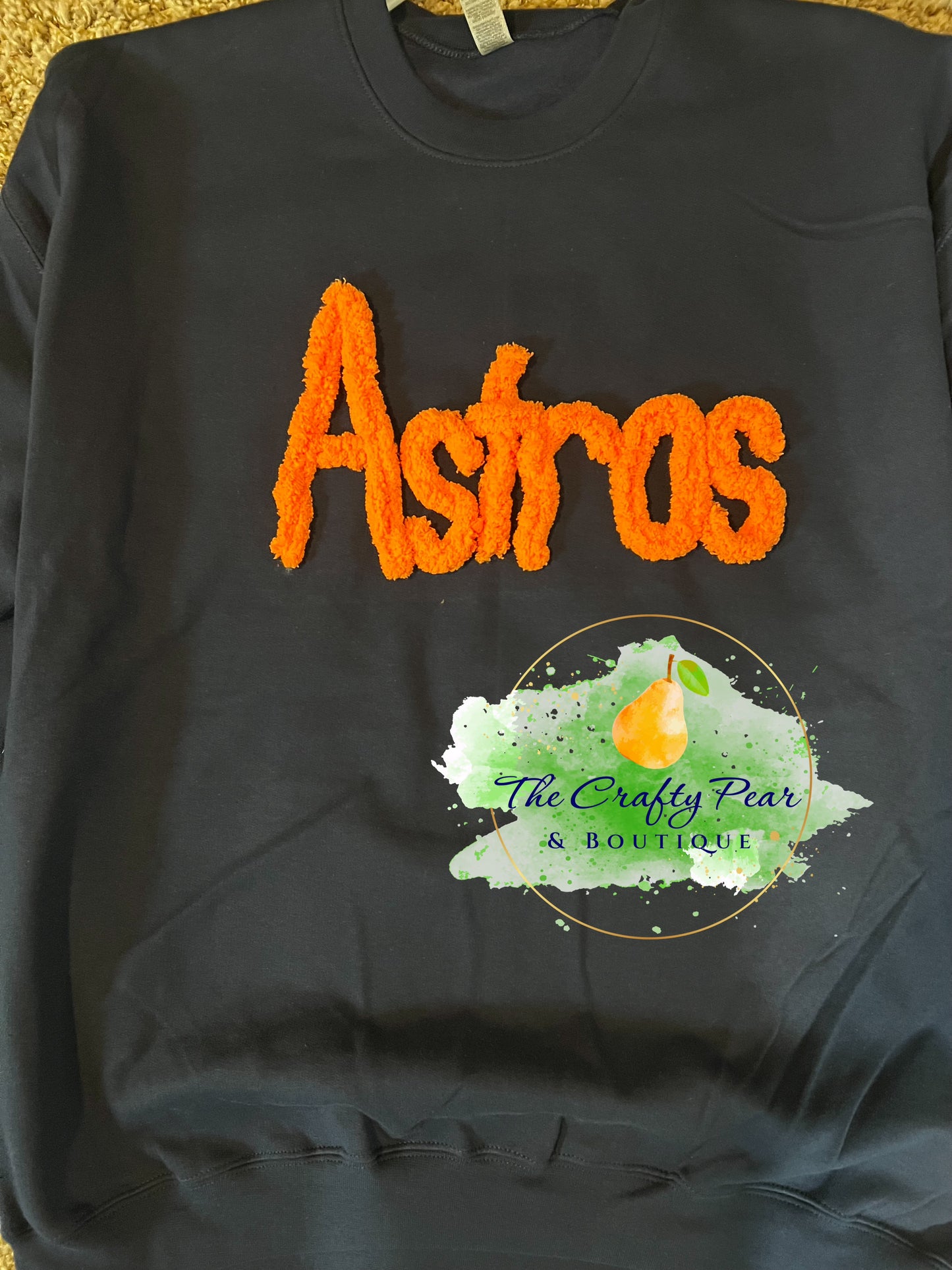 Yarn Embroidered Sweatshirt - Print font